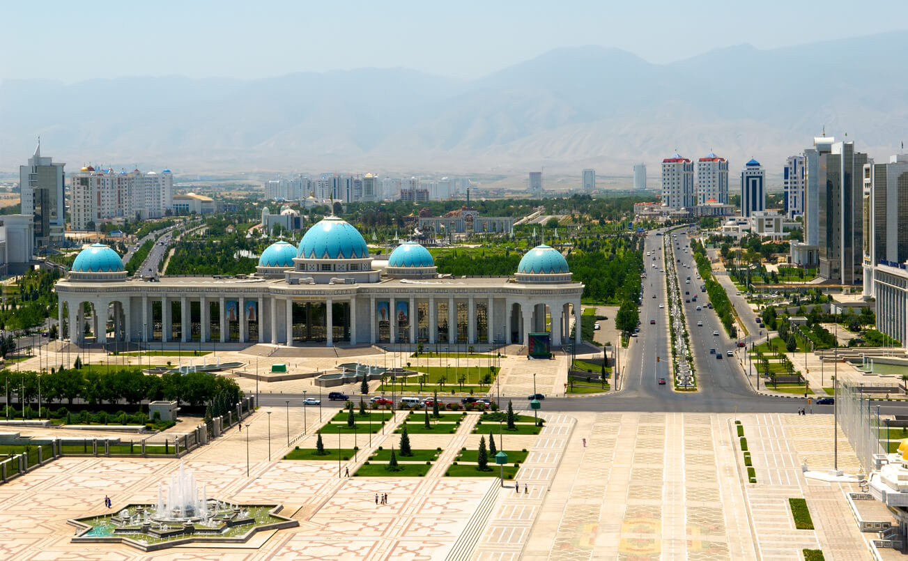 Așgabat : Le palais du Président. Achgabat Așgabat : Le palais du Président. Achgabat
