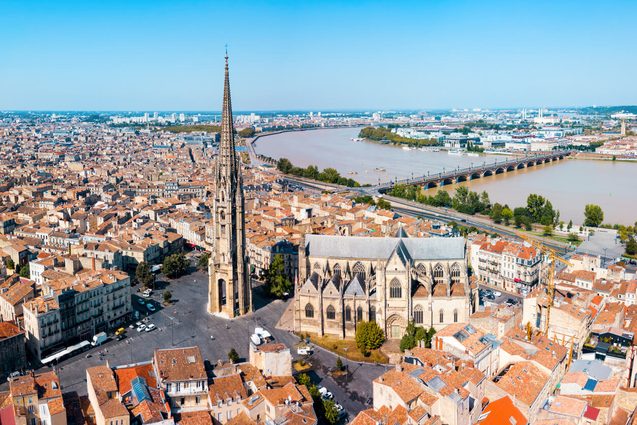 c-nd-s-mergi-n-bordeaux-clima-i-vremea-3-luni-de-evitat-gironde