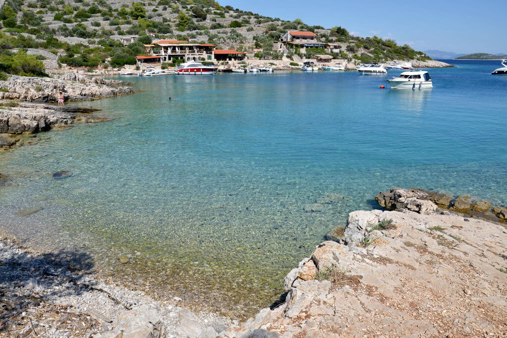 Insula Kaprije : Insula Kaprije :