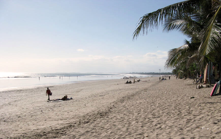 Legian :  Legian :