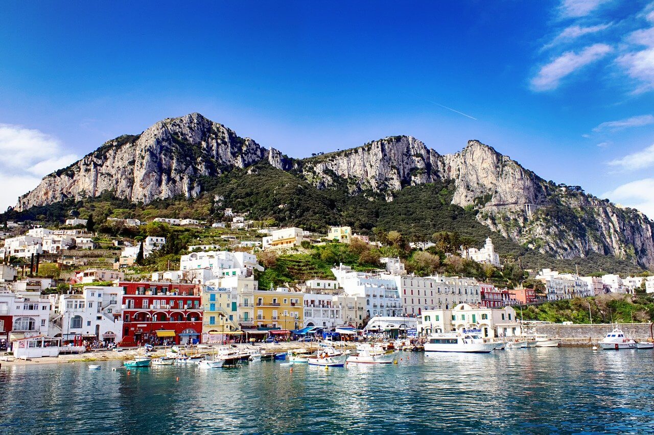 Capri : Capri Capri : Capri