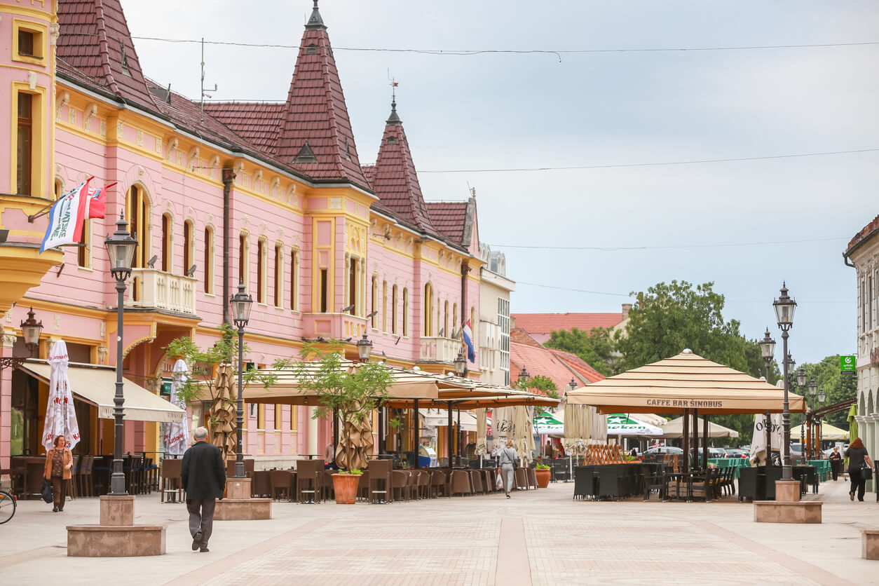 Vinkovci : Vinkovci Vinkovci : Vinkovci