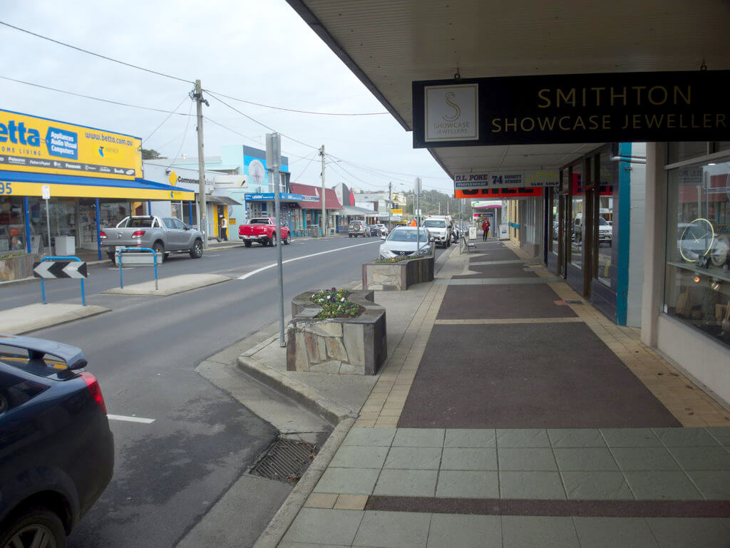 Smithton : Smithton :